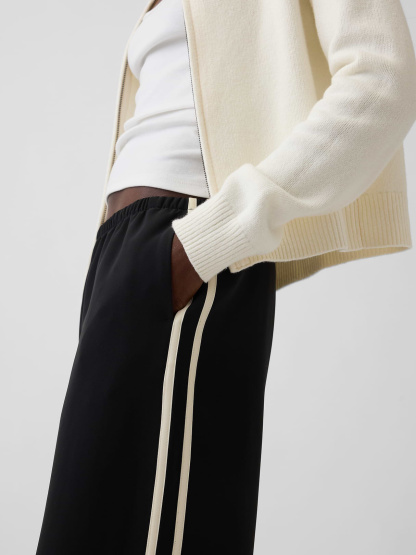 Easy Wide-Leg Pants - Black with off white stripe