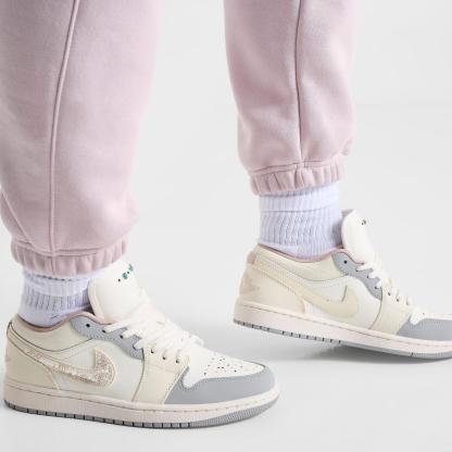 Women's Jordan Brooklyn Fleece Pants - Particle Rose/White - view 6