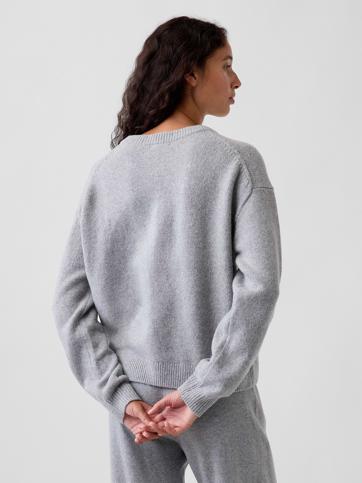 CashSoft Oversized V-Neck Sweater - Charcoal grey