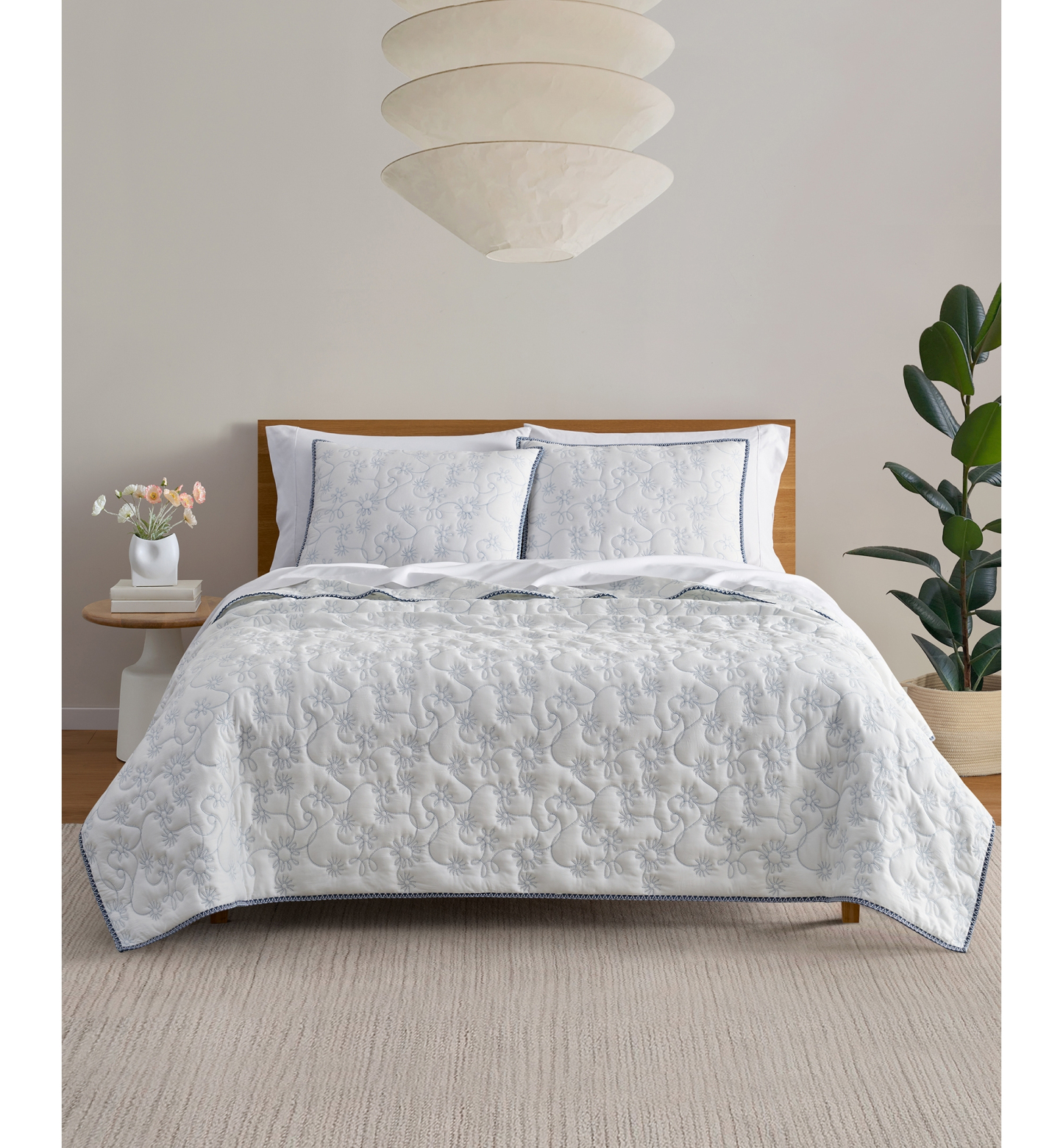 UGG® Botanic Lightweight 3-Piece Quilt Sets - Snow, Lilac