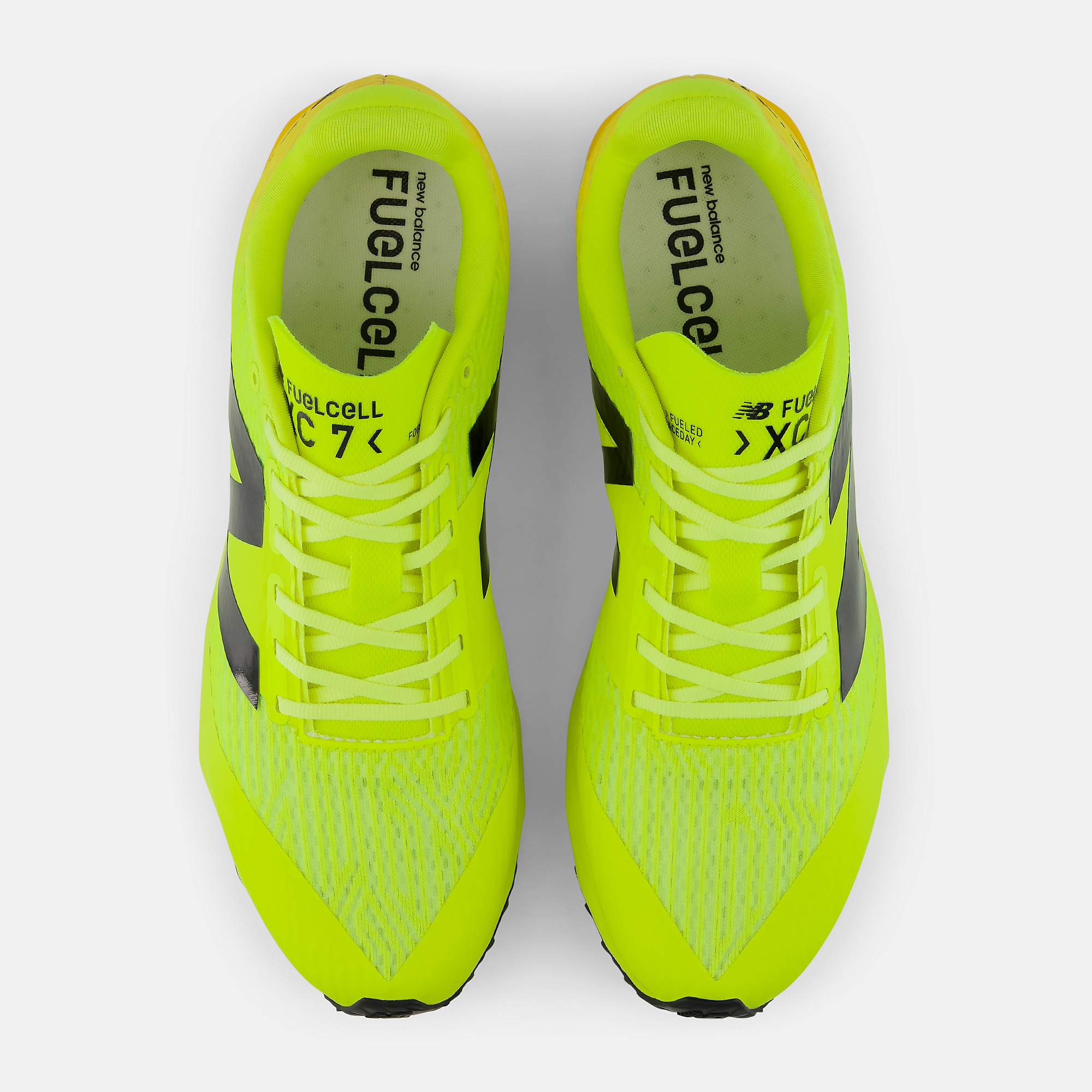 New Balance FuelCell XC7 v5, U71AX