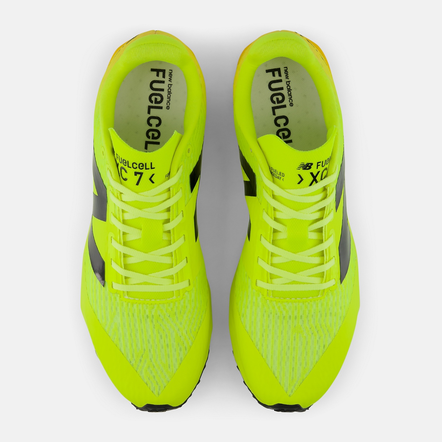 New Balance FuelCell XC7 v5, U71AX