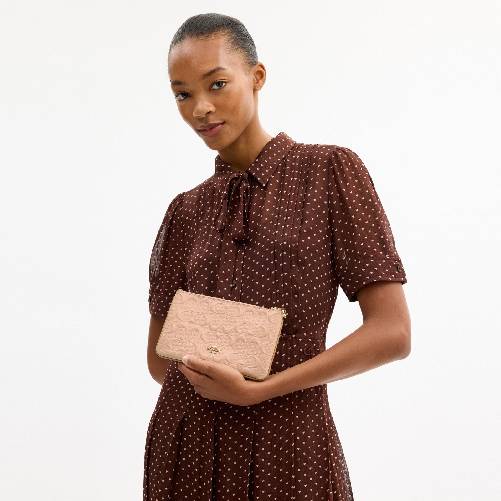 Ashton Wristlet In Signature Leather - Gold/Faded Blush - view 3