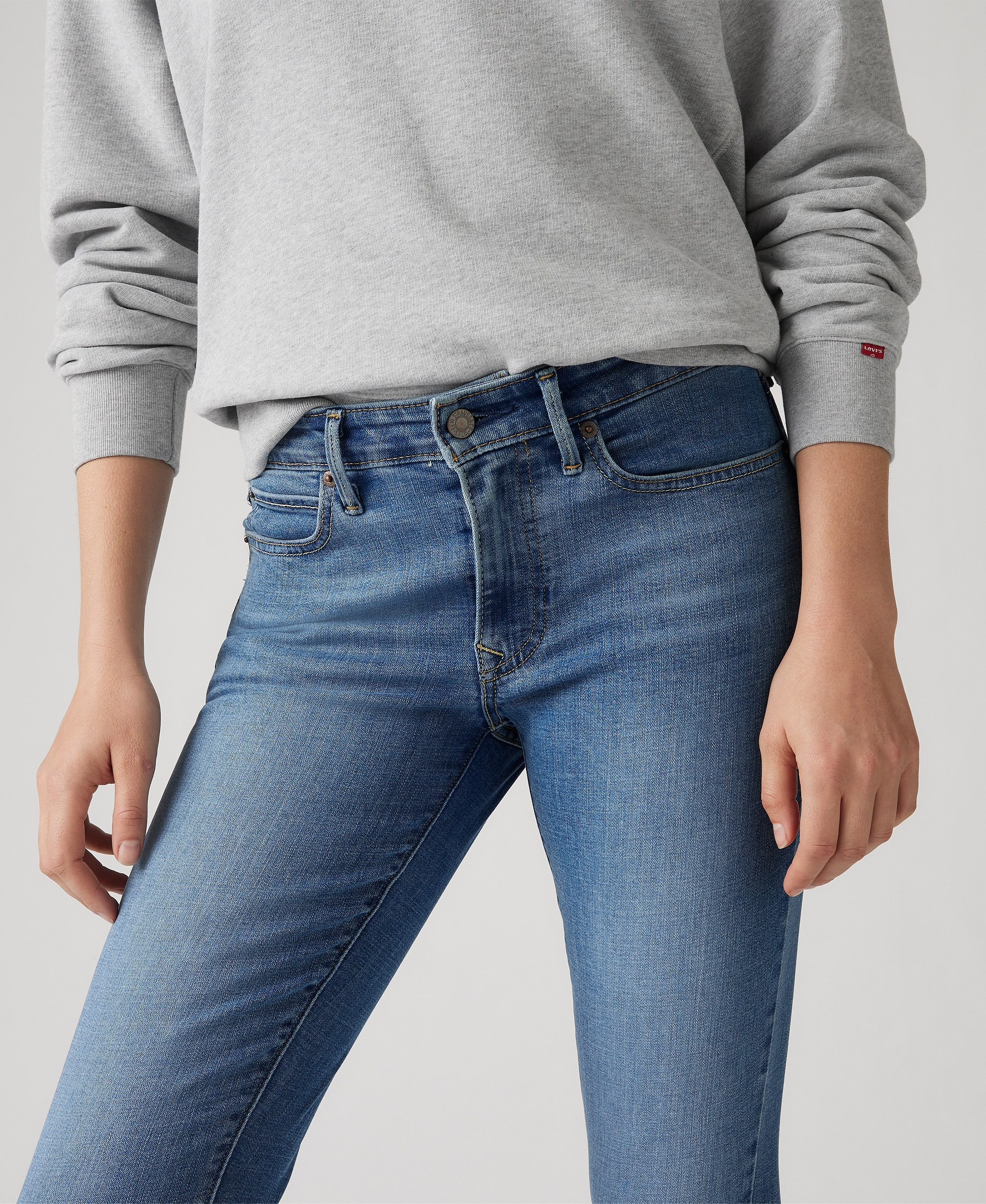 Levi's Women's 711 Mid-Rise Stretch Skinny Jeans - Eternal In