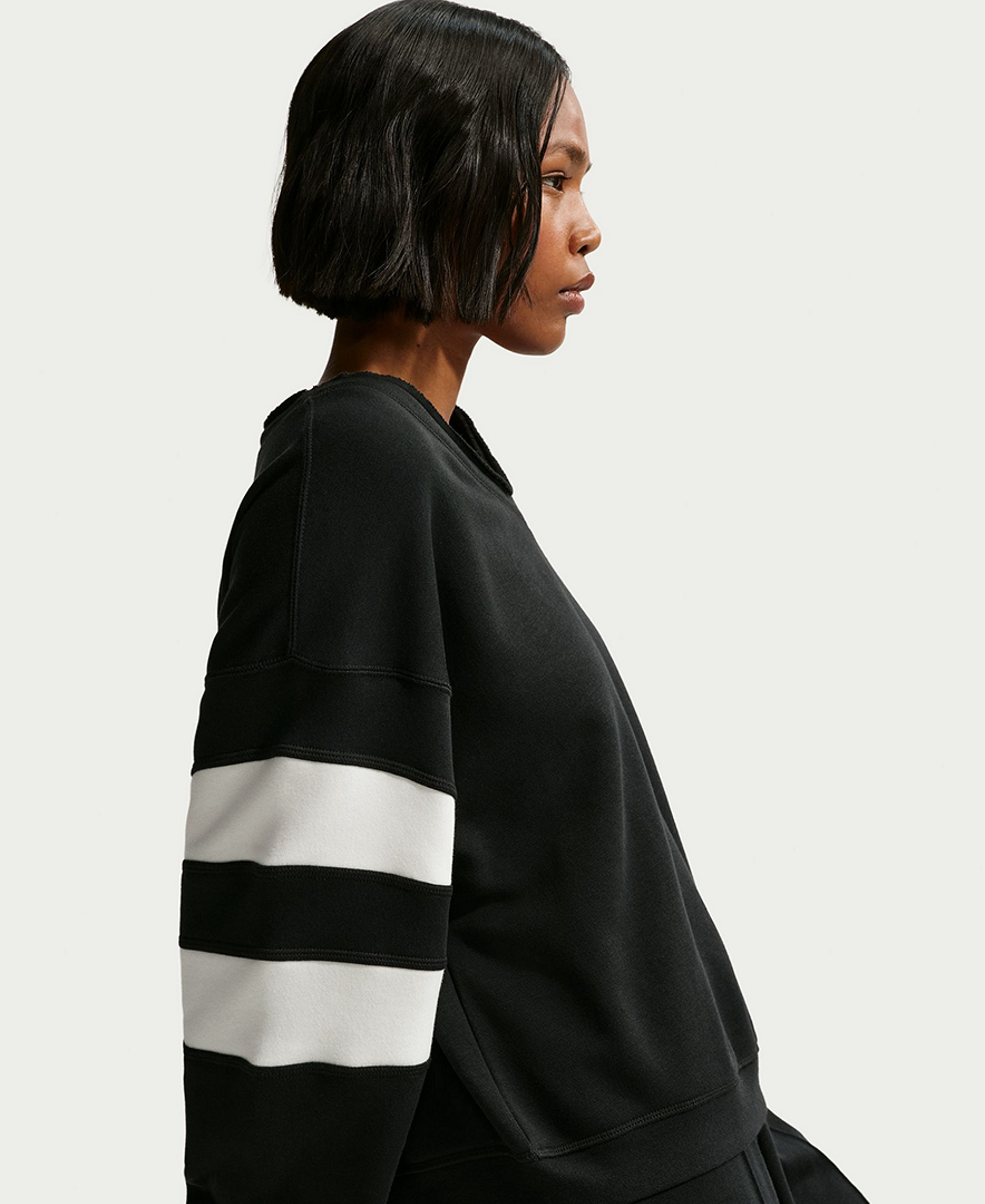 Nike Women's Sportswear Club Fleece Oversized V-Neck Sweatshirt - Black/Sail/Sail