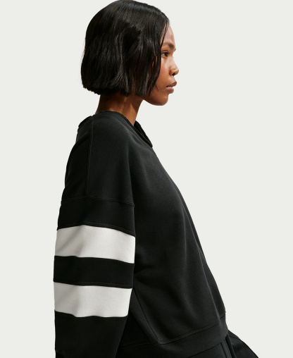 Nike Women's Sportswear Club Fleece Oversized V-Neck Sweatshirt - Black/Sail/Sail