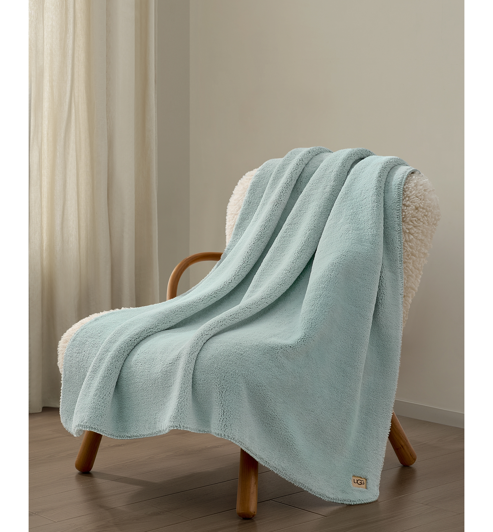 UGG® Saige Plush Throw, 50" x 70" - Sky Grey