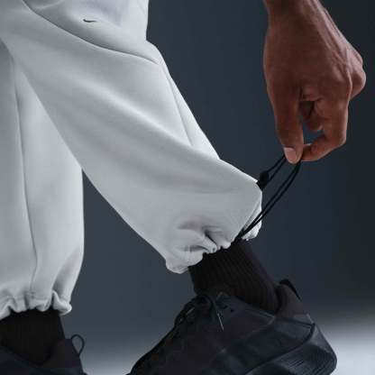 Nike Tech Men's Colour-Block Open-Hem Fleece Trousers - Light Silver/Light Smoke Grey/Black