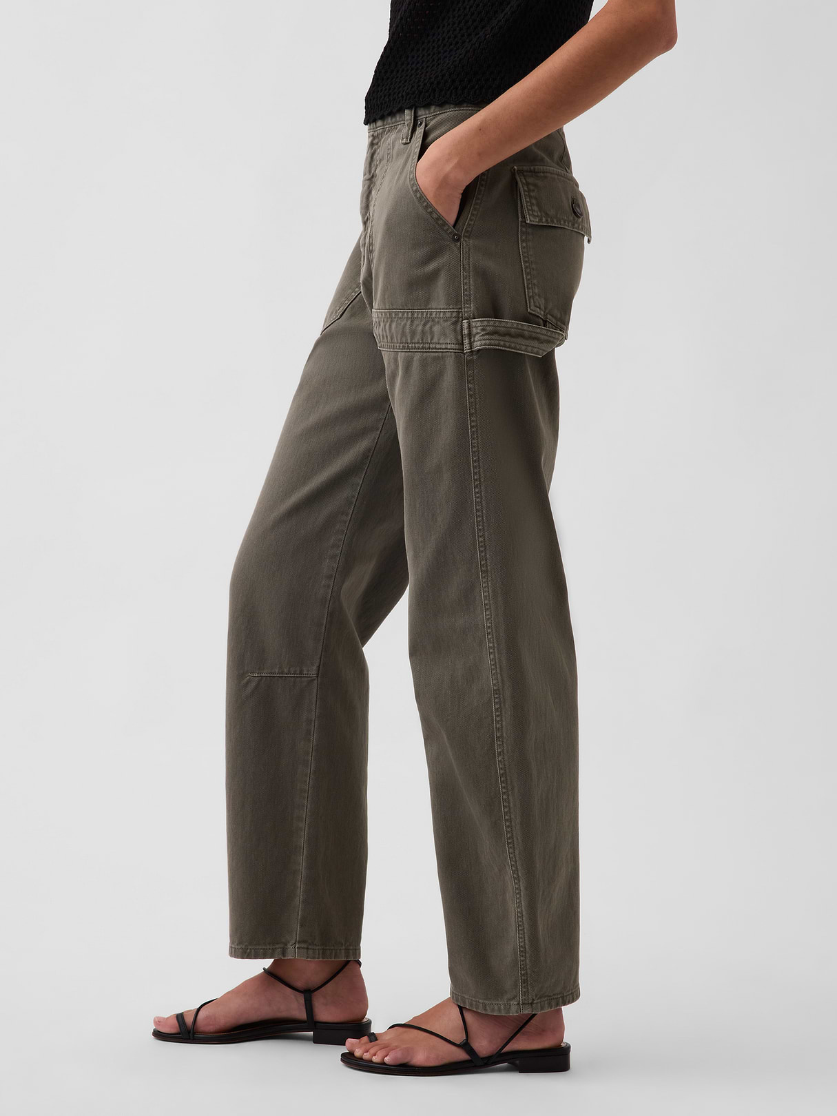 Mid Rise Barrel Utility Ankle Pants - Black moss green