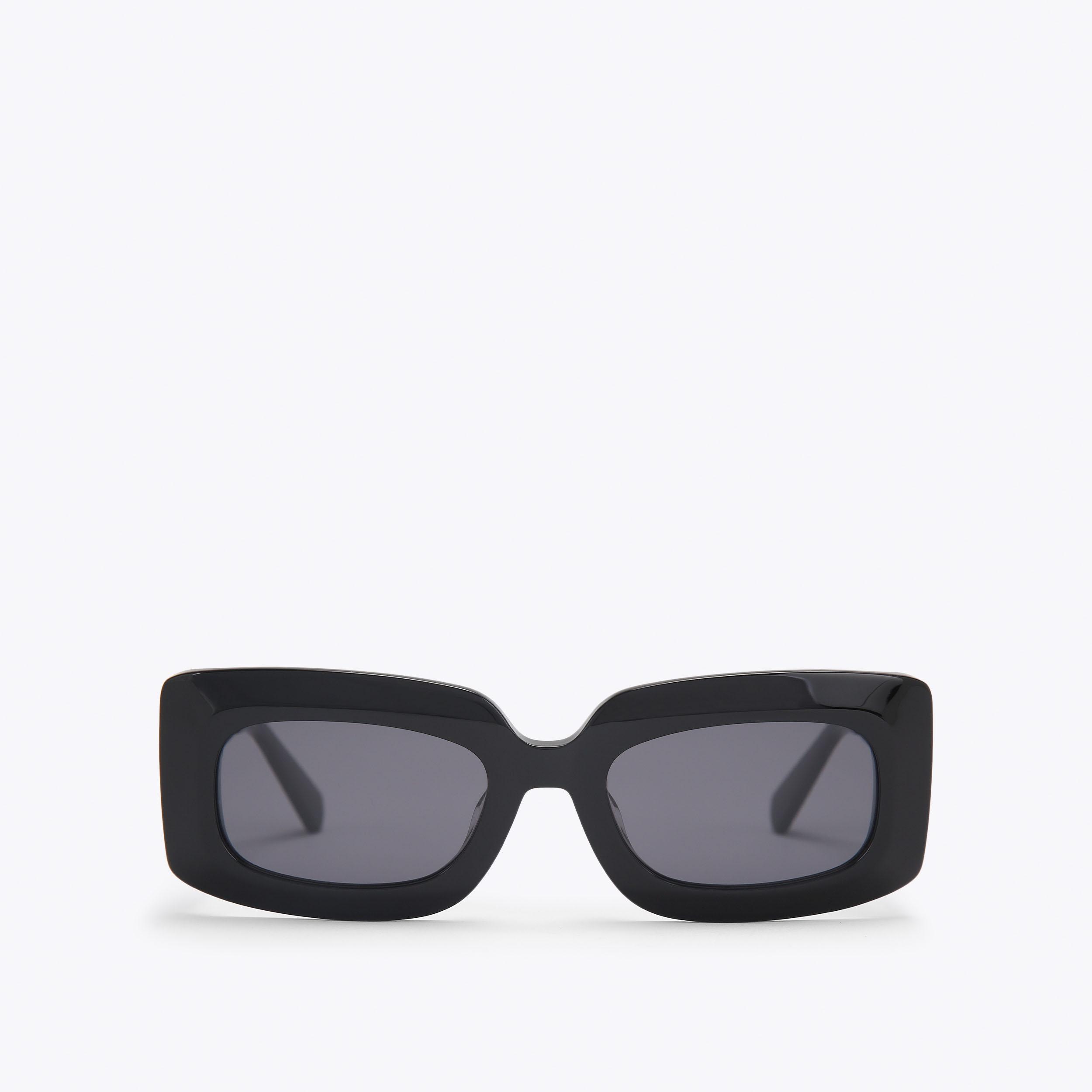 Kurt Geiger London Extra Large Heart Rectangle Sunglasses - Black