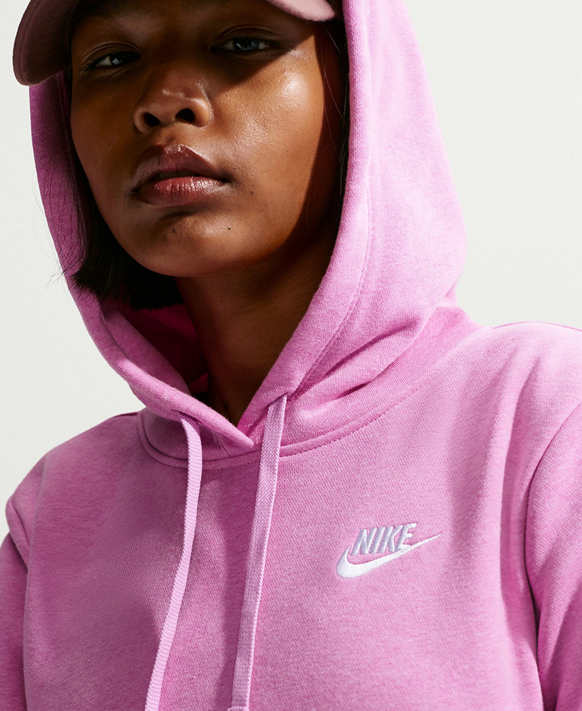 Nike Women's Sportswear Club Fleece Pullover Hoodie - Light Magenta/Heather/white