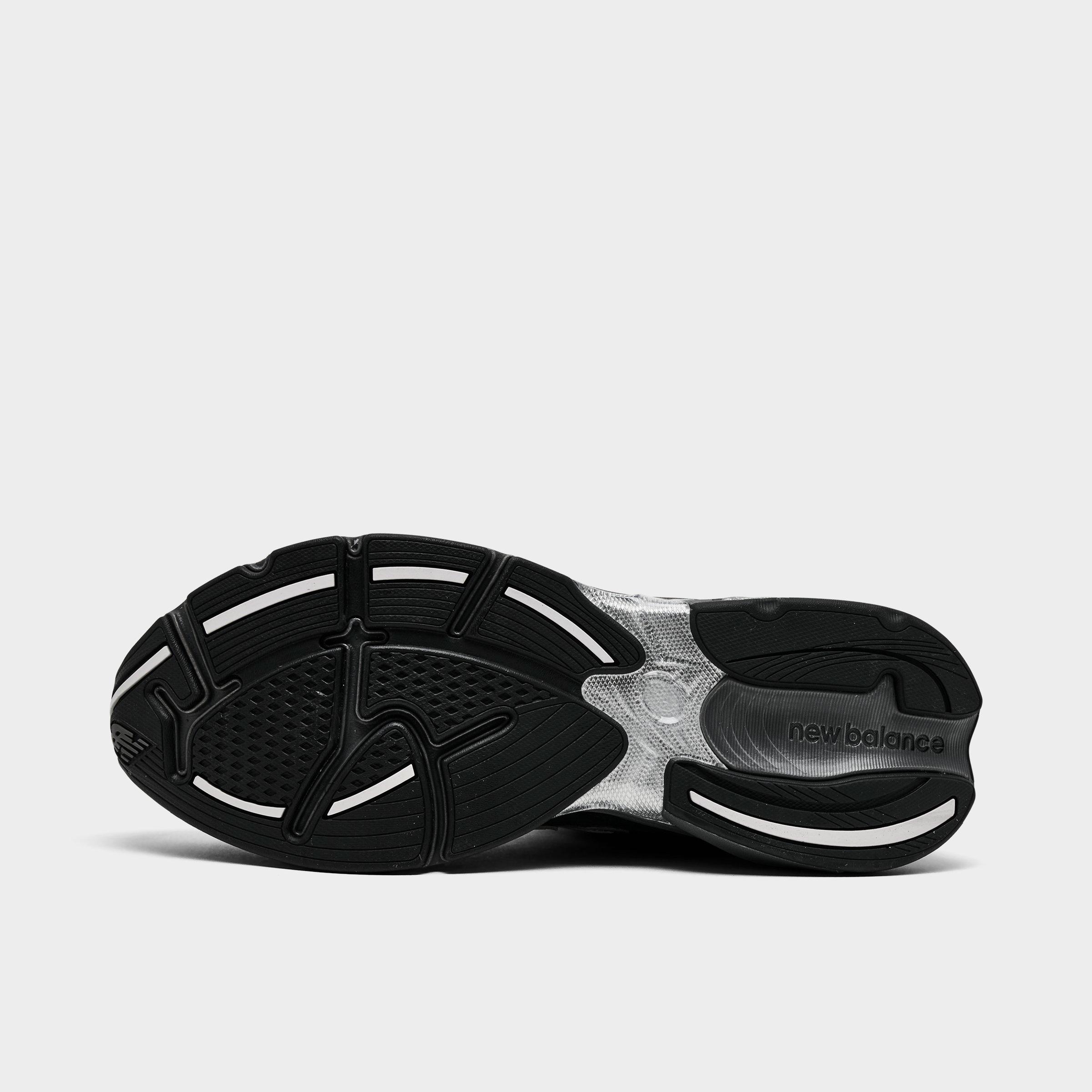 Men's New Balance 2010 Casual Shoes - Black/White - view 6