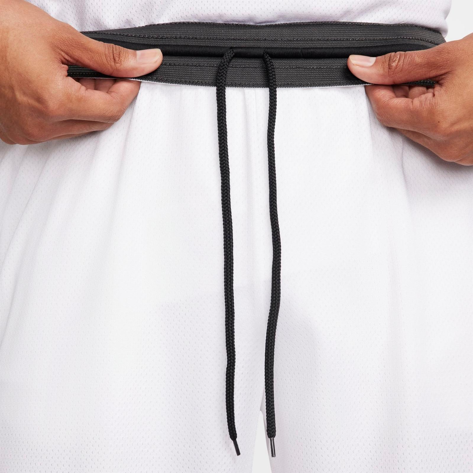Men's Nike DNA Dri-FIT 8" Basketball Shorts - White/Black/Black