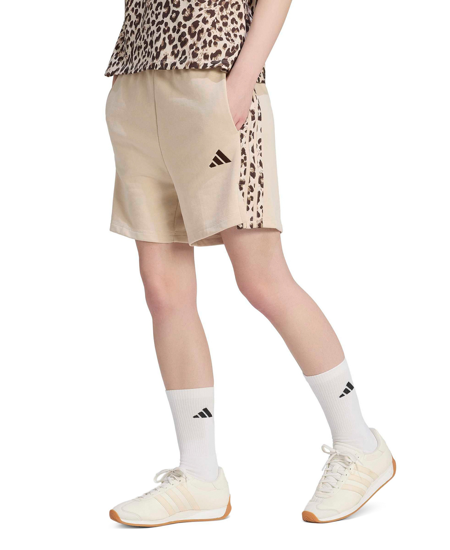 adidas Women's Seasonal Essentials 3-Stripes Printed Shorts - Crystal Linen/Multicolor/Mrystal Linen