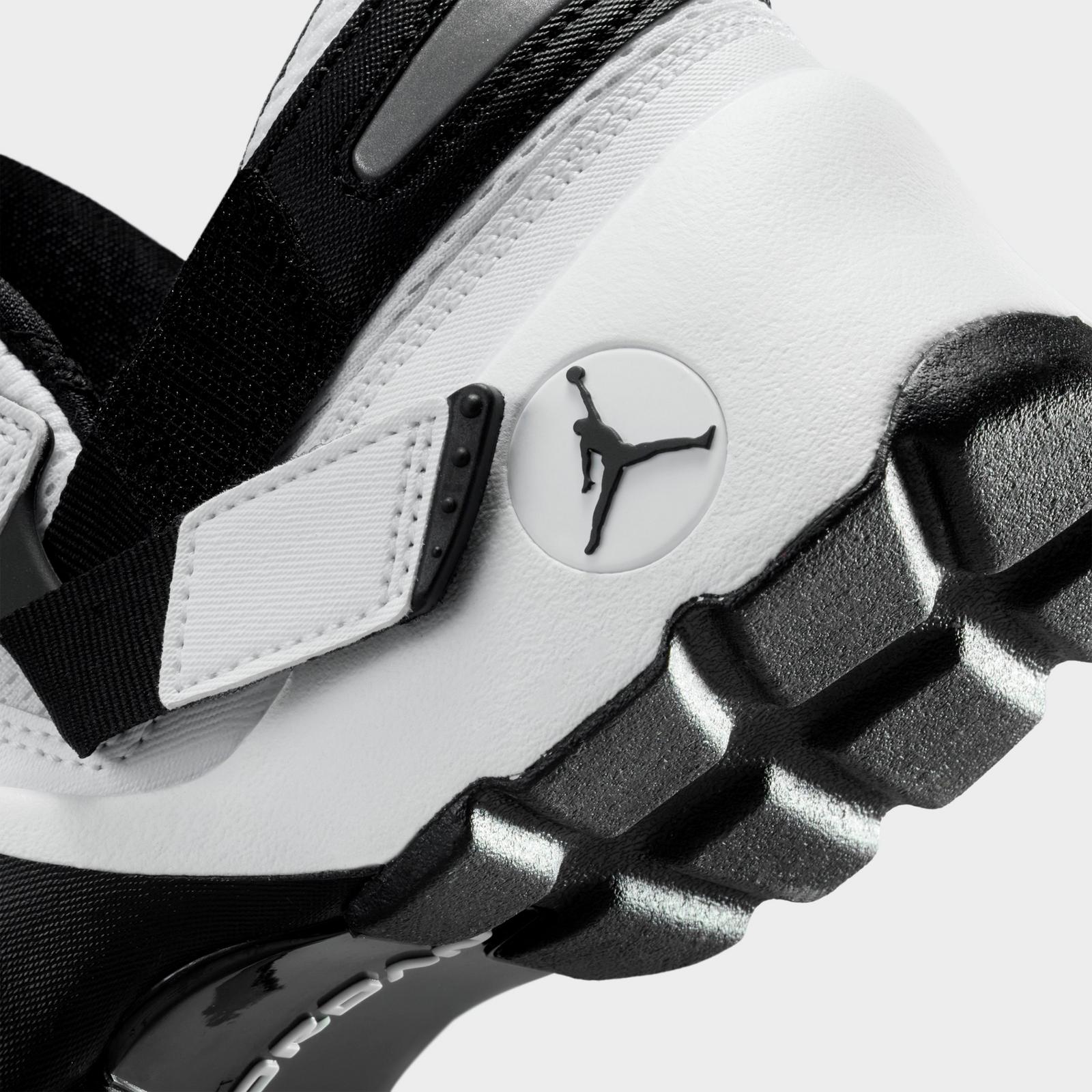 Women's Jordan Trunner LX Casual Shoes - White/Black/Reflective Silver - view 3