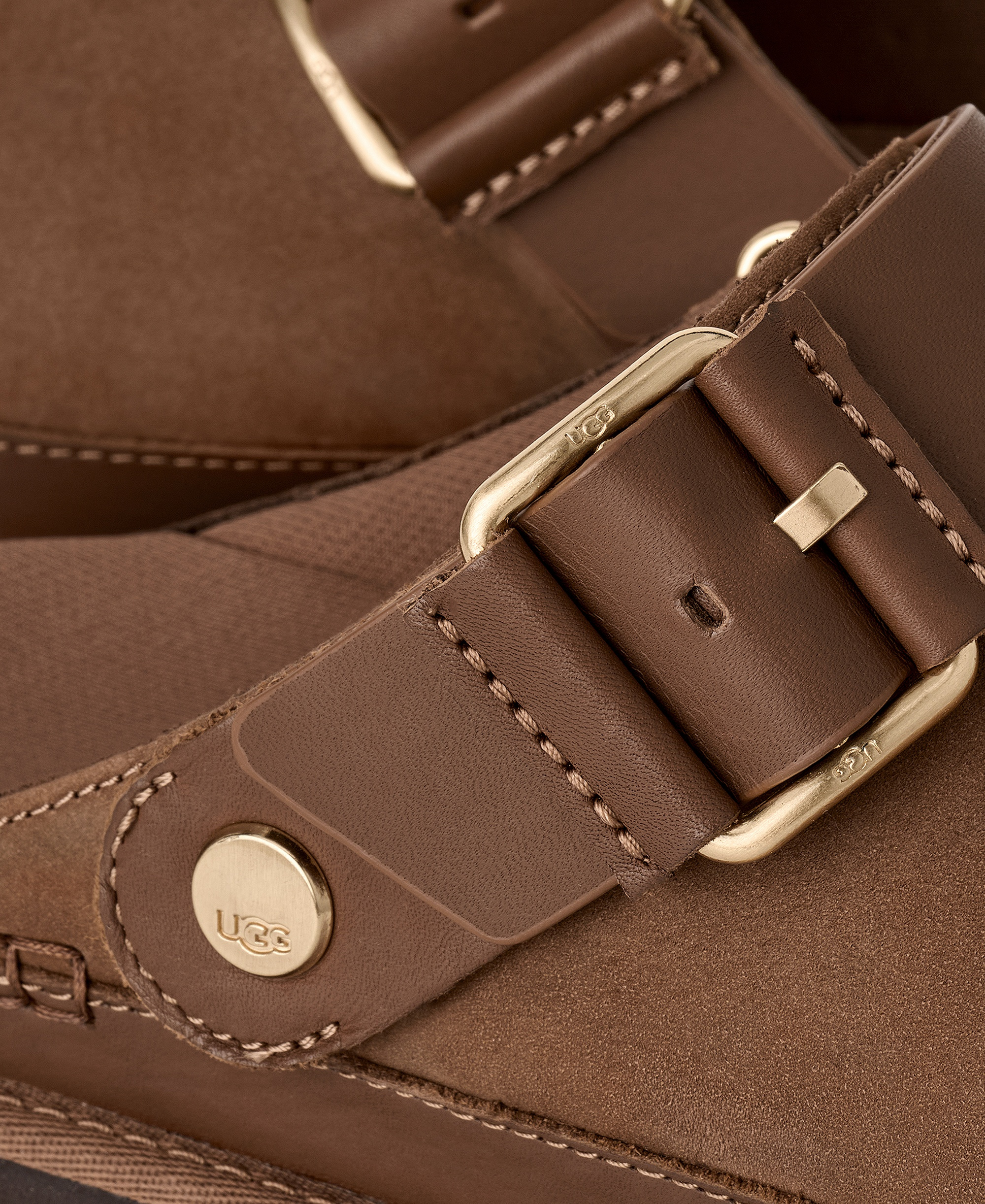 UGG® Women's Goldenstar Villa Round Toe Clogs - Dark Chestnut