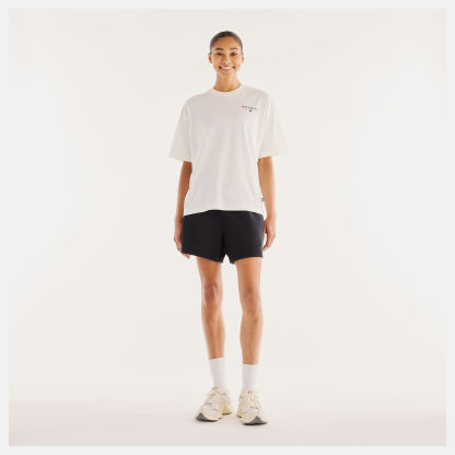 Keira is wearing size S and is 5'10"/179cm. Chest: 28.5"/72cm, Waist: 23"/58cm, Hips: 34"/86cm