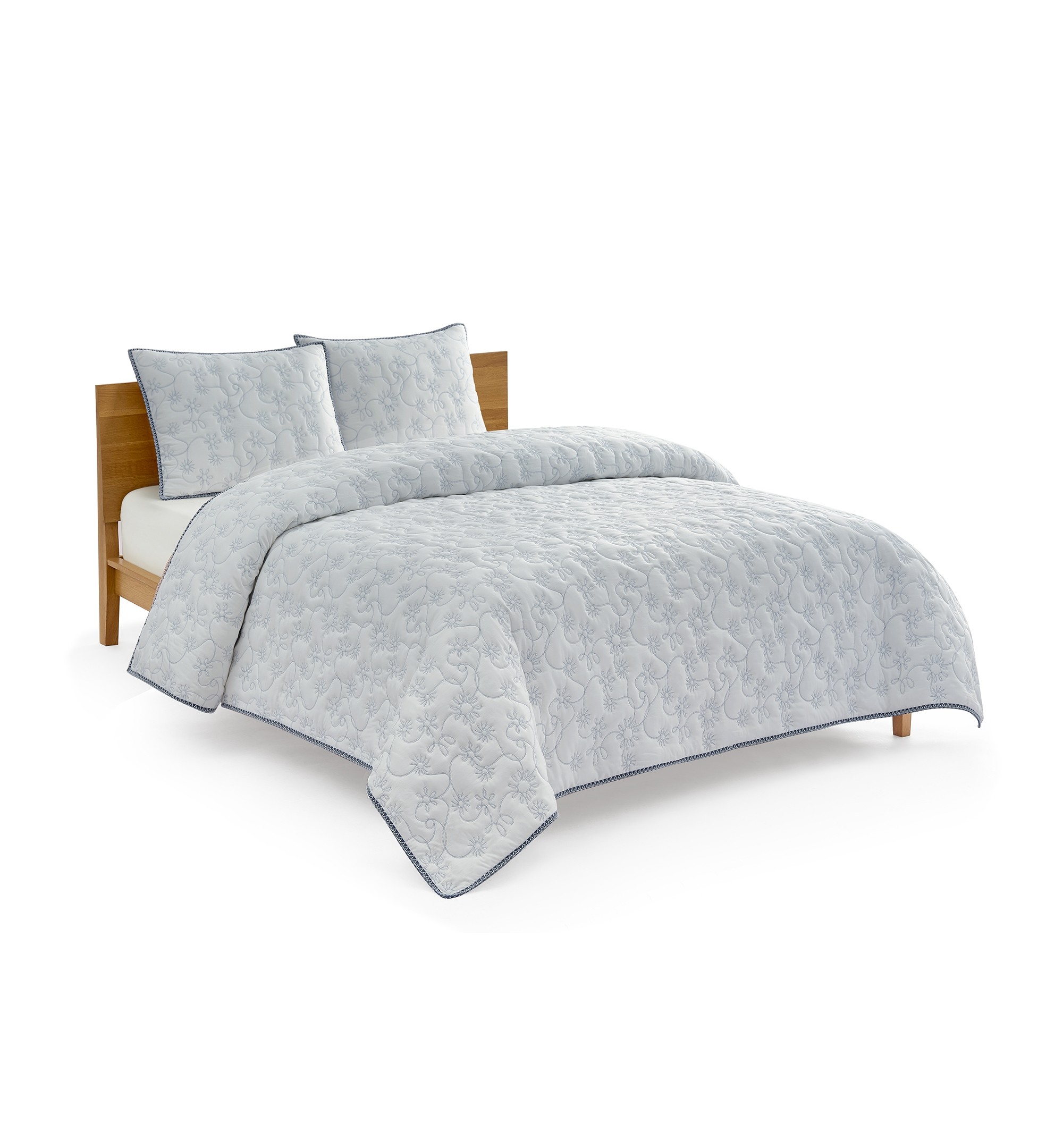 UGG® Botanic Lightweight 3-Piece Quilt Sets - Snow, Lilac
