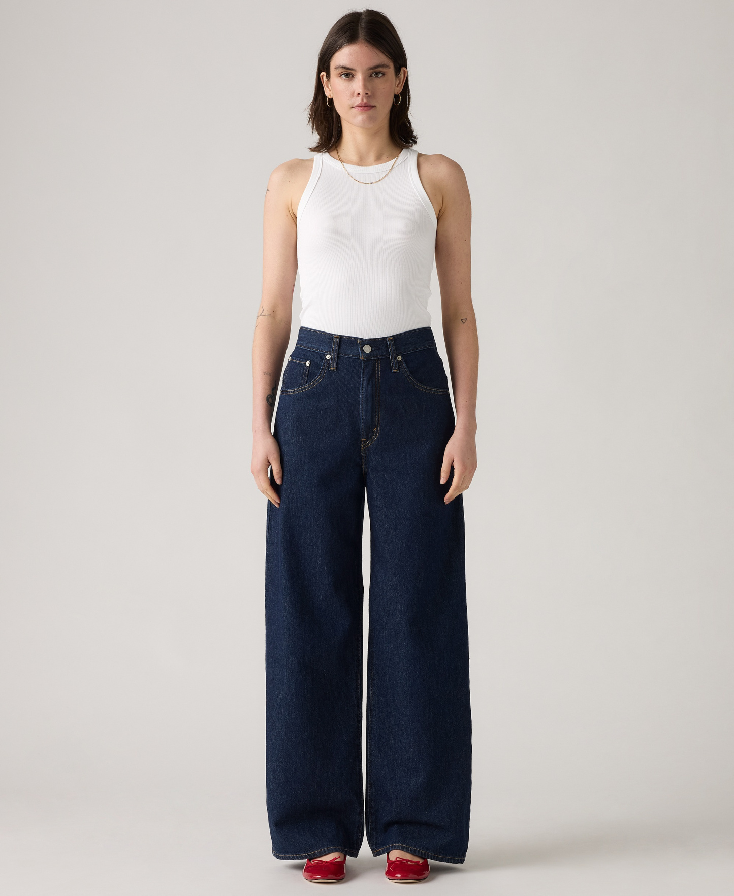Levi's Women's Cinch-Waist Lightweight Baggy Jeans - Reign Of The Rinse