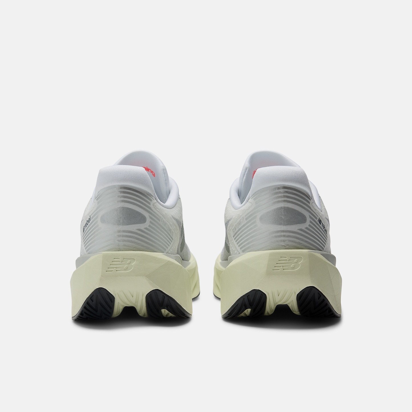 New Balance FuelCell Rebel v5, WFCXLD5