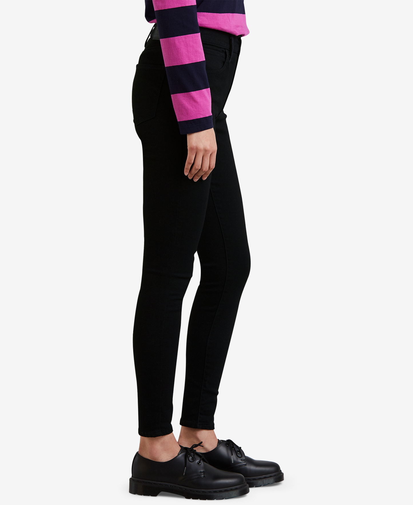 Levi's Women's 720 High-Rise Stretchy Super-Skinny Jeans - Black Squared