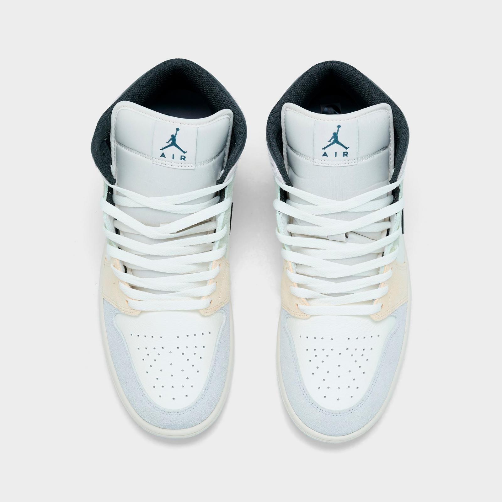 Men's Air Jordan Retro 1 Mid SE Casual Shoes - Sail/Iced Jade/Anthracite/Jade Aura - view 5