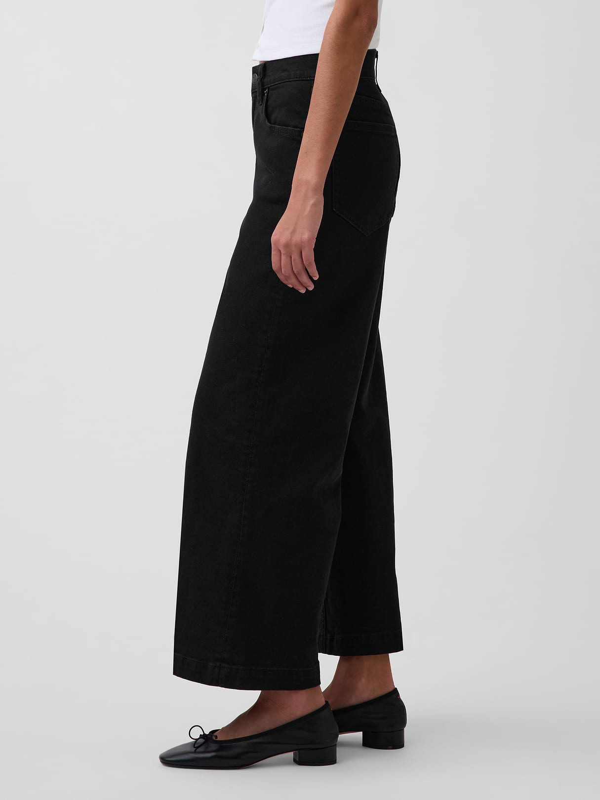 High Rise Stride Wide-Leg Ankle Jeans - Black