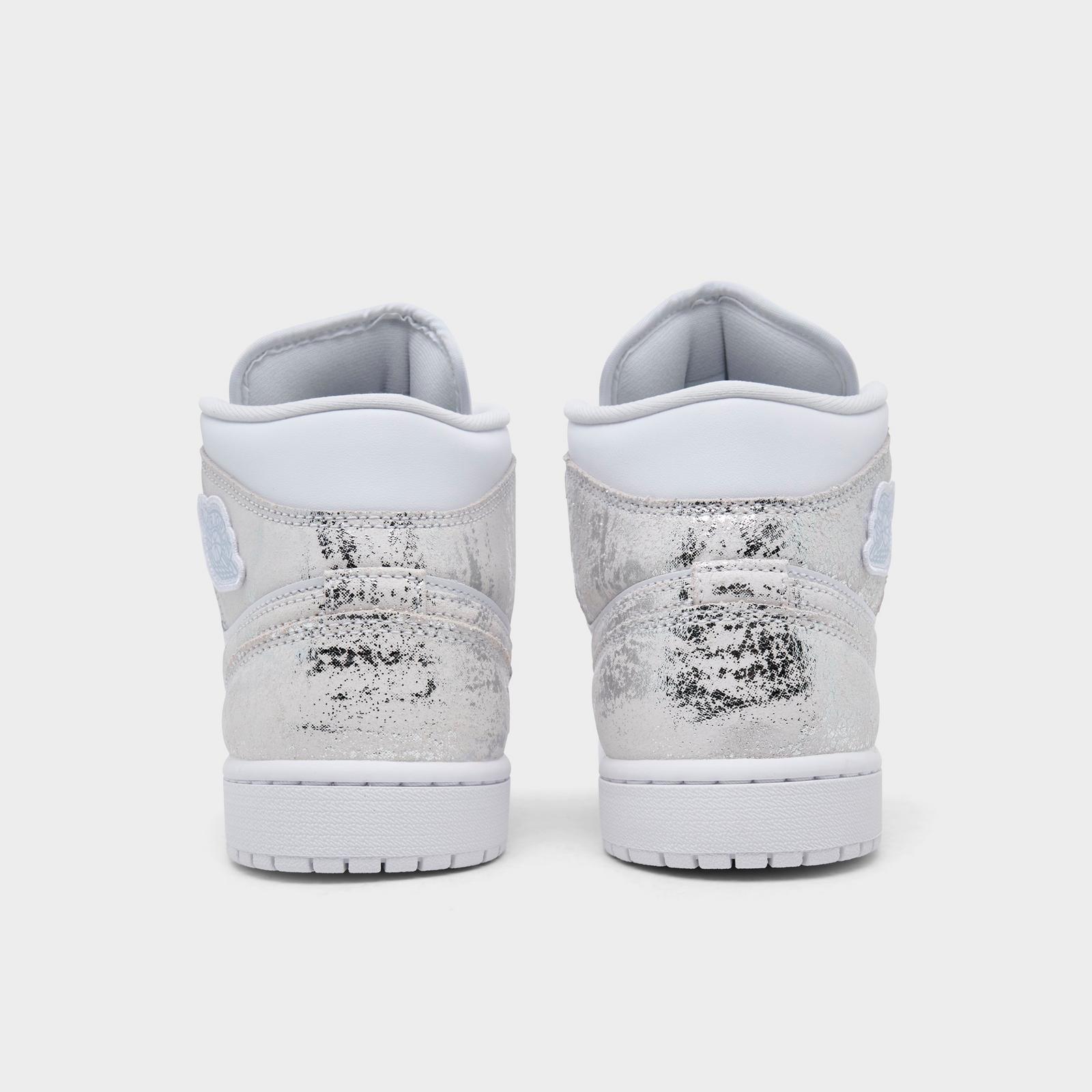 Men's Air Jordan Retro 1 Mid SE Casual Shoes - White/White/White/Field Silver - view 4
