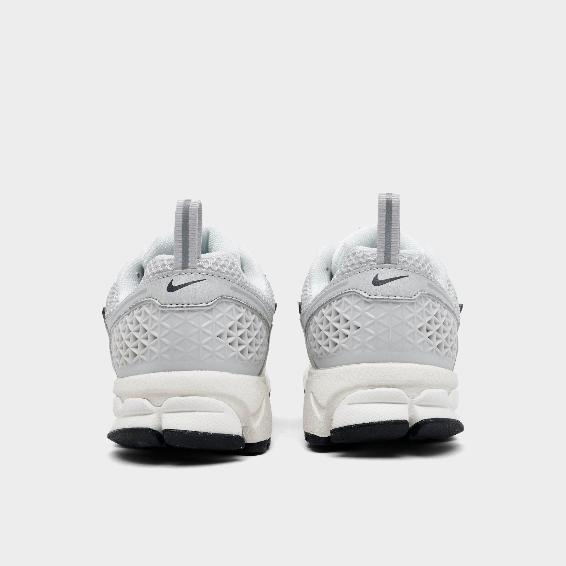 Big Kids' Nithtke Vomero 5 Casual Shoes - Part 1 - Photon Dust/Gridiron/Sail/Chrome - Back view