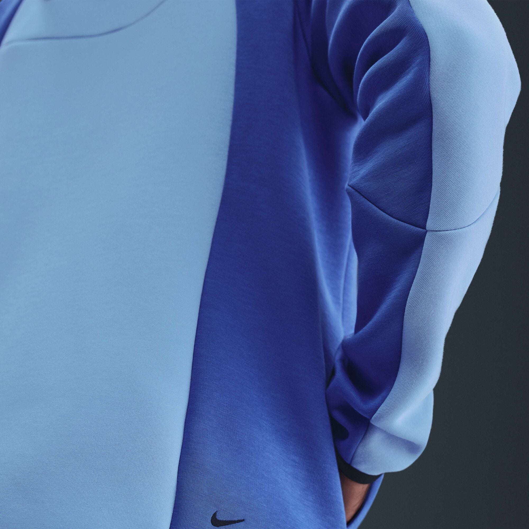 Nike Tech Men's Colour-Block Full-Zip Fleece Windrunner Jacket - Aluminium/Comet Blue/Black