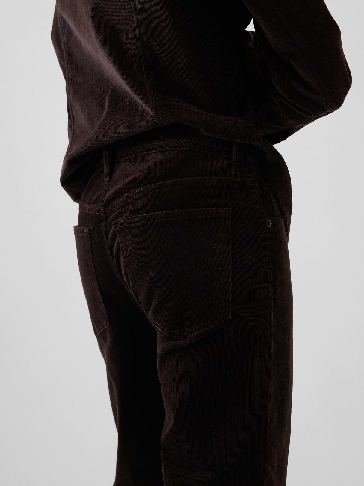 Mid Rise Relaxed Straight Jeans - Terra brown