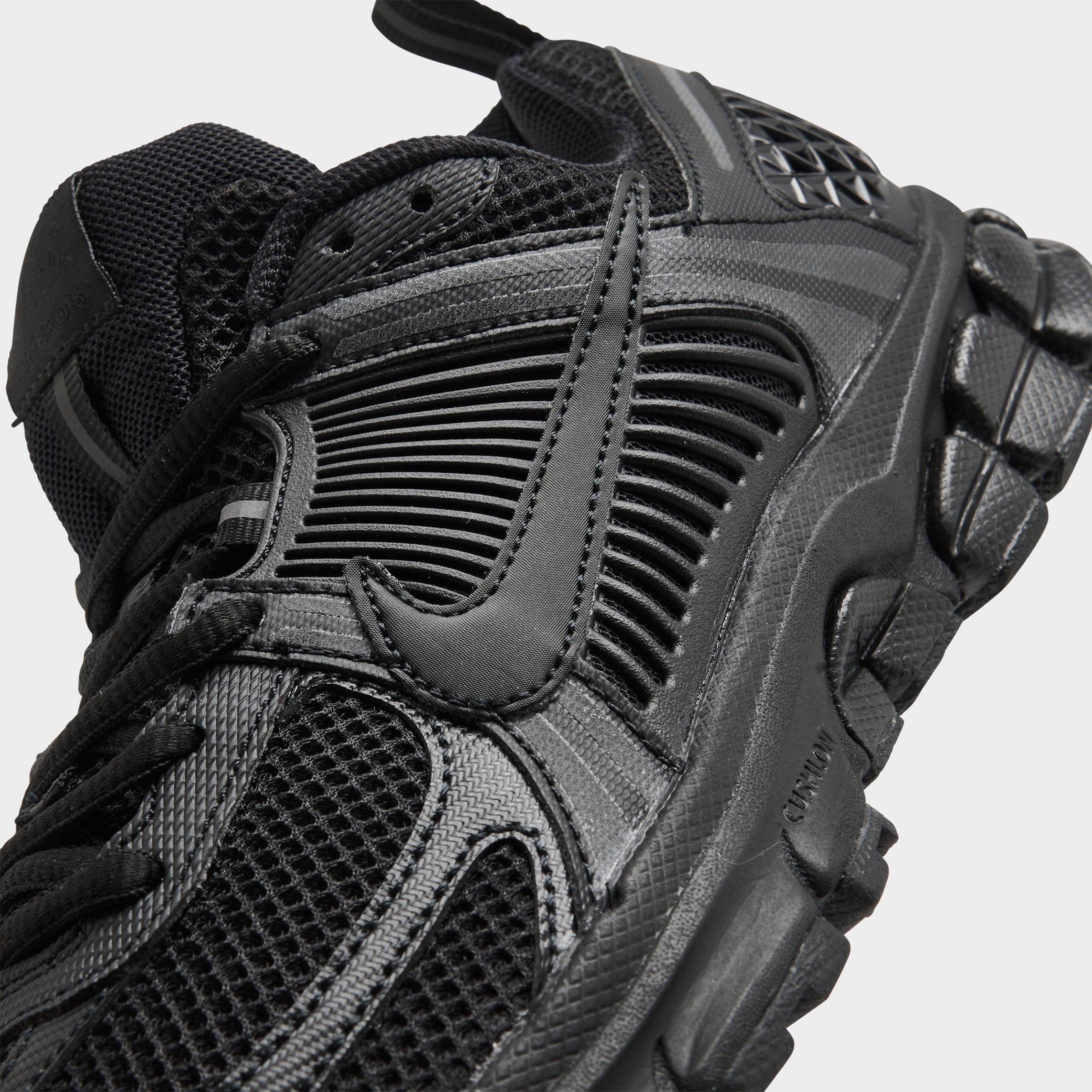 Big Kids' Nithtke Vomero 5 Casual Shoes - Part 1 - Black/Black - Detail shot