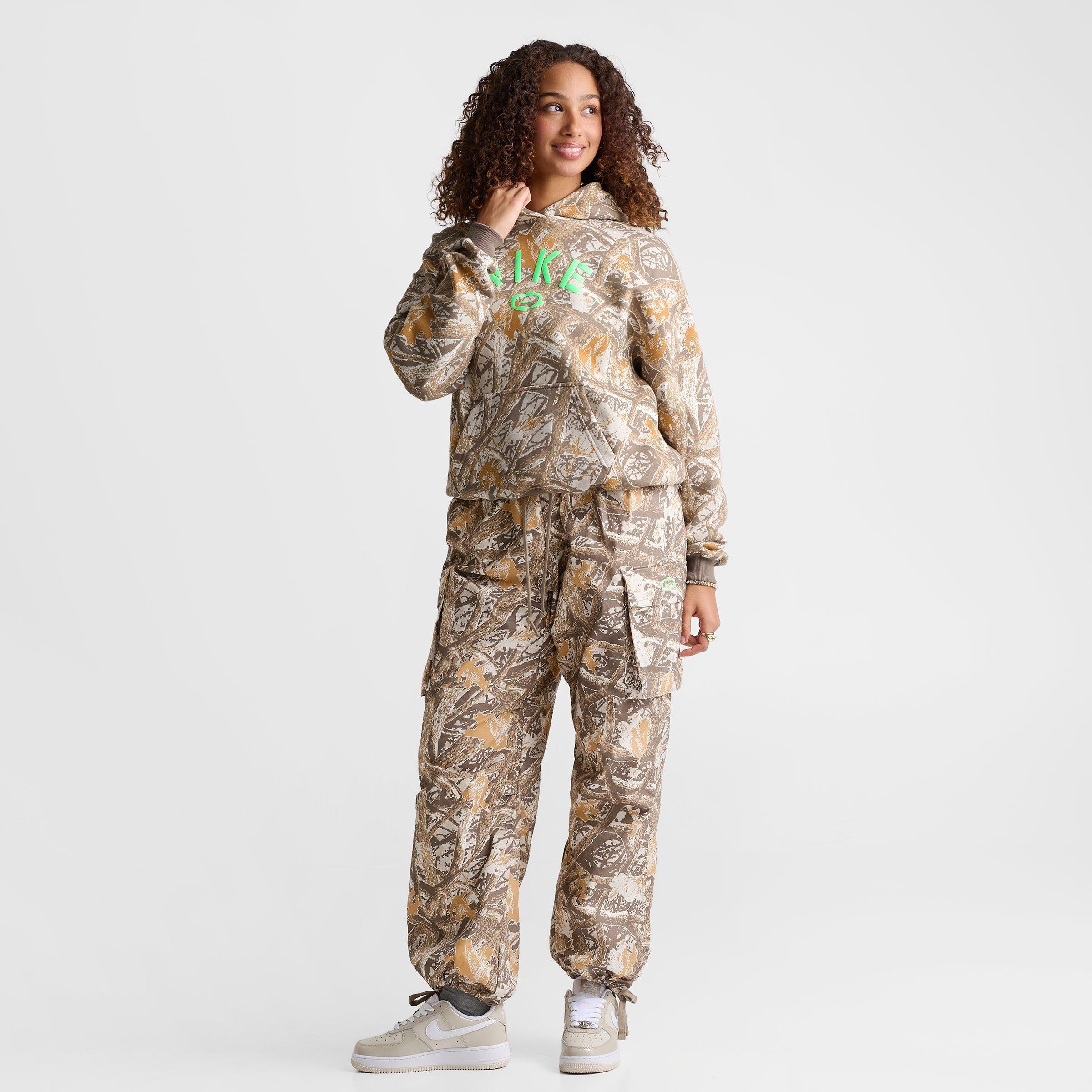 Women's Nithtke Studio Fleece Medium-Weight Camo Oversized Pullover Hoodie - Cream II/Illusion Green