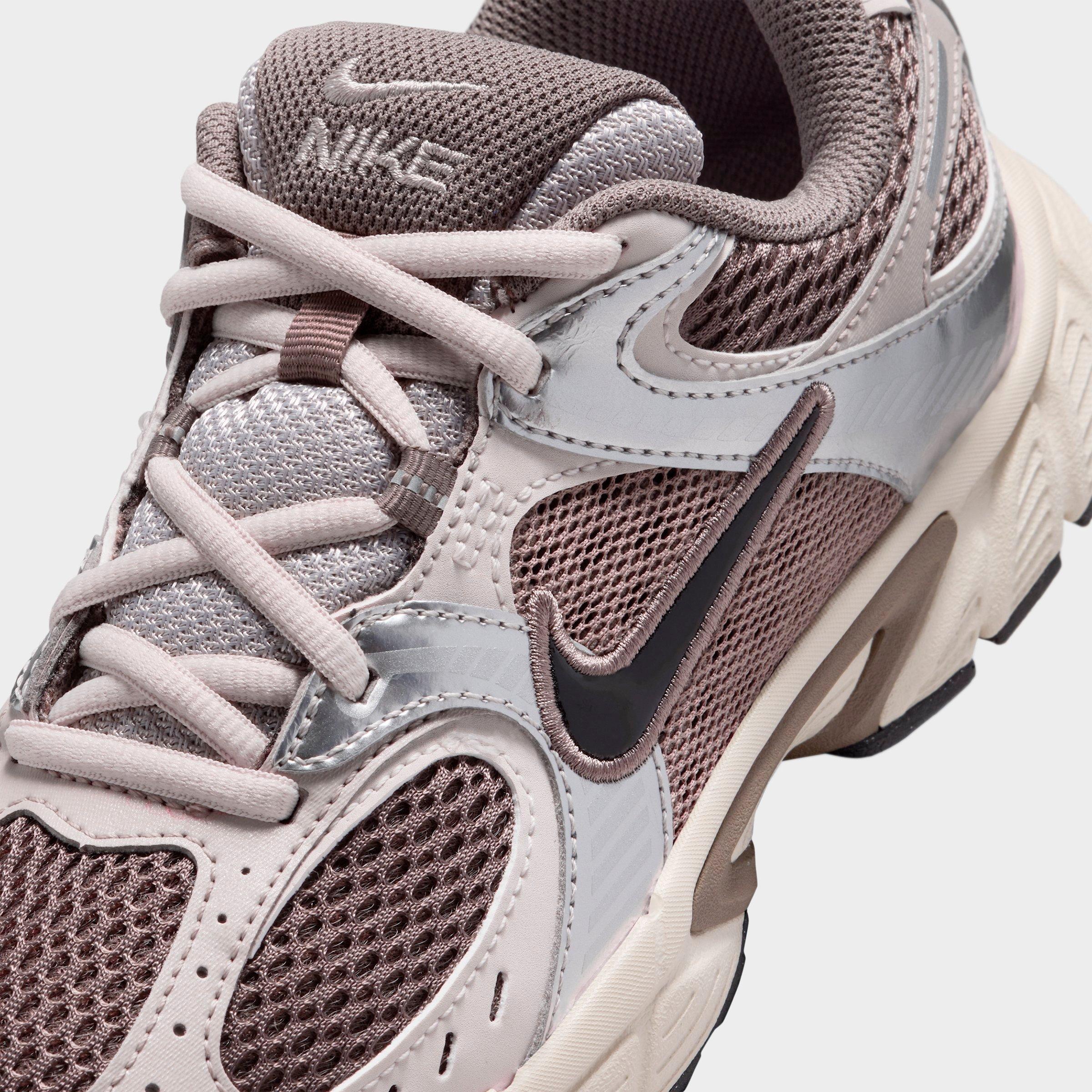 Big Kids' Nithtke V5 RNR Casual Shoes - Cave Stone/College Grey/Vast Grey/Black - Detail shot