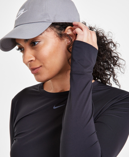 Nike Women's One Classic Dri-FIT Long-Sleeve Top - Black