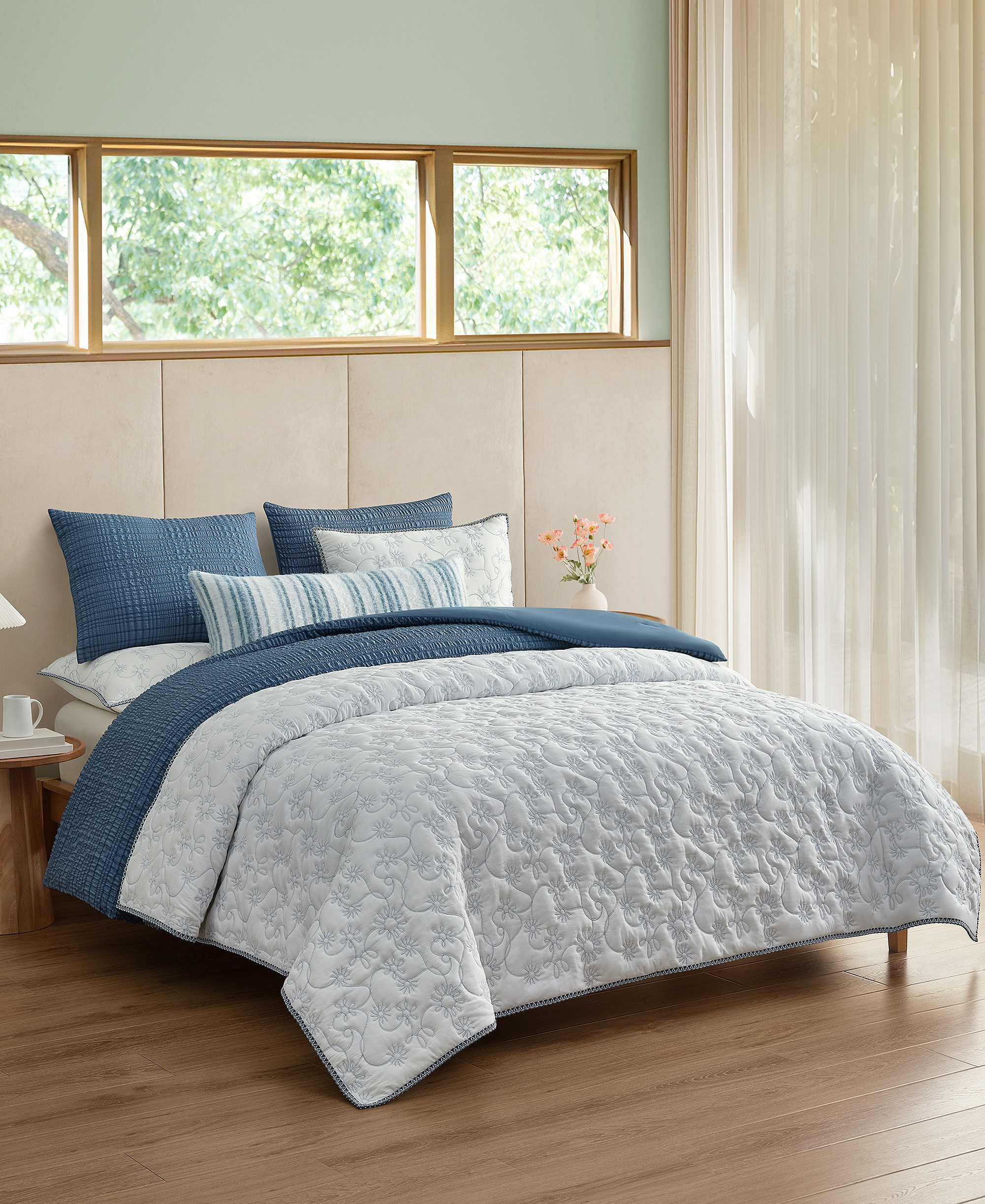 UGG® Botanic 2-Piece Quilt Set, Twin/Twin XL - Snow, Lilac