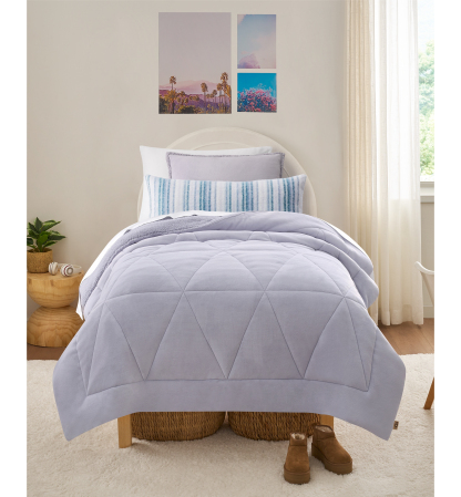 UGG® Avery Plush Reversible Comforter Sets - Lilac Hint