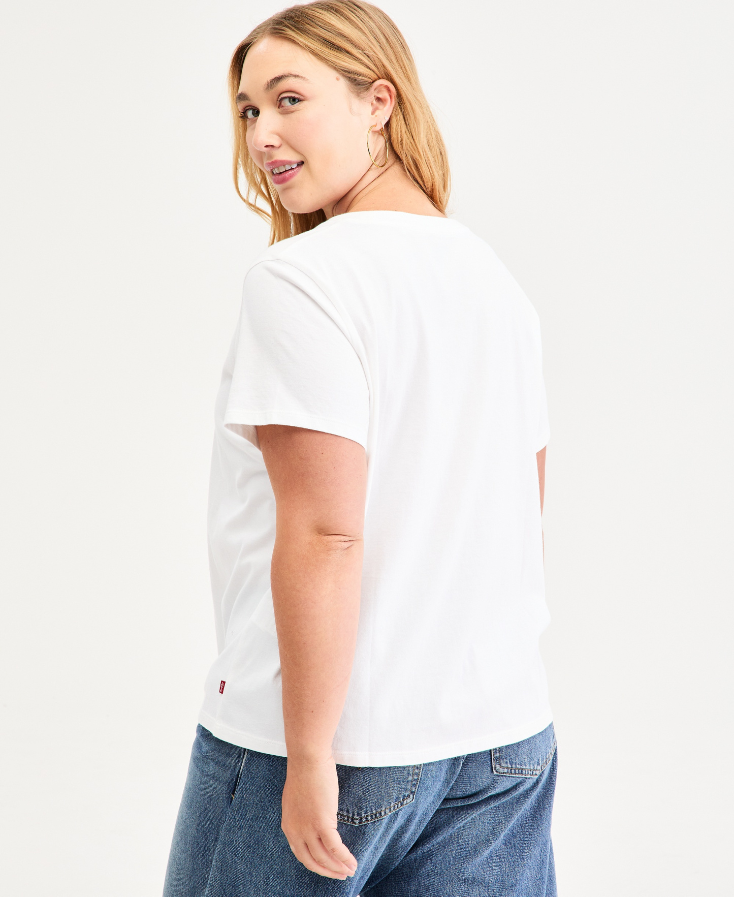 Levi's Trendy Plus Size Perfect Logo Cotton T-Shirt - Bandana Bright White