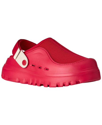 UGG® Men's Peakmod Round-Toe Clogs - Red