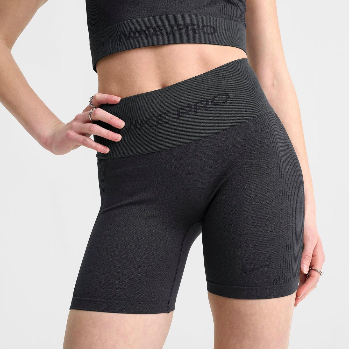 Women's Nike Pro Seamless Dri-FIT High-Waisted 5" Biker Shorts - Dark Smoke Grey