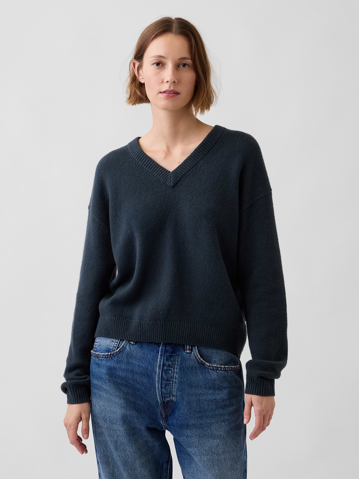 CashSoft Oversized V-Neck Sweater - Forest green