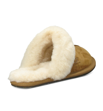 UGG® Women's Scuffette II Slip-On Slippers - Chestnut