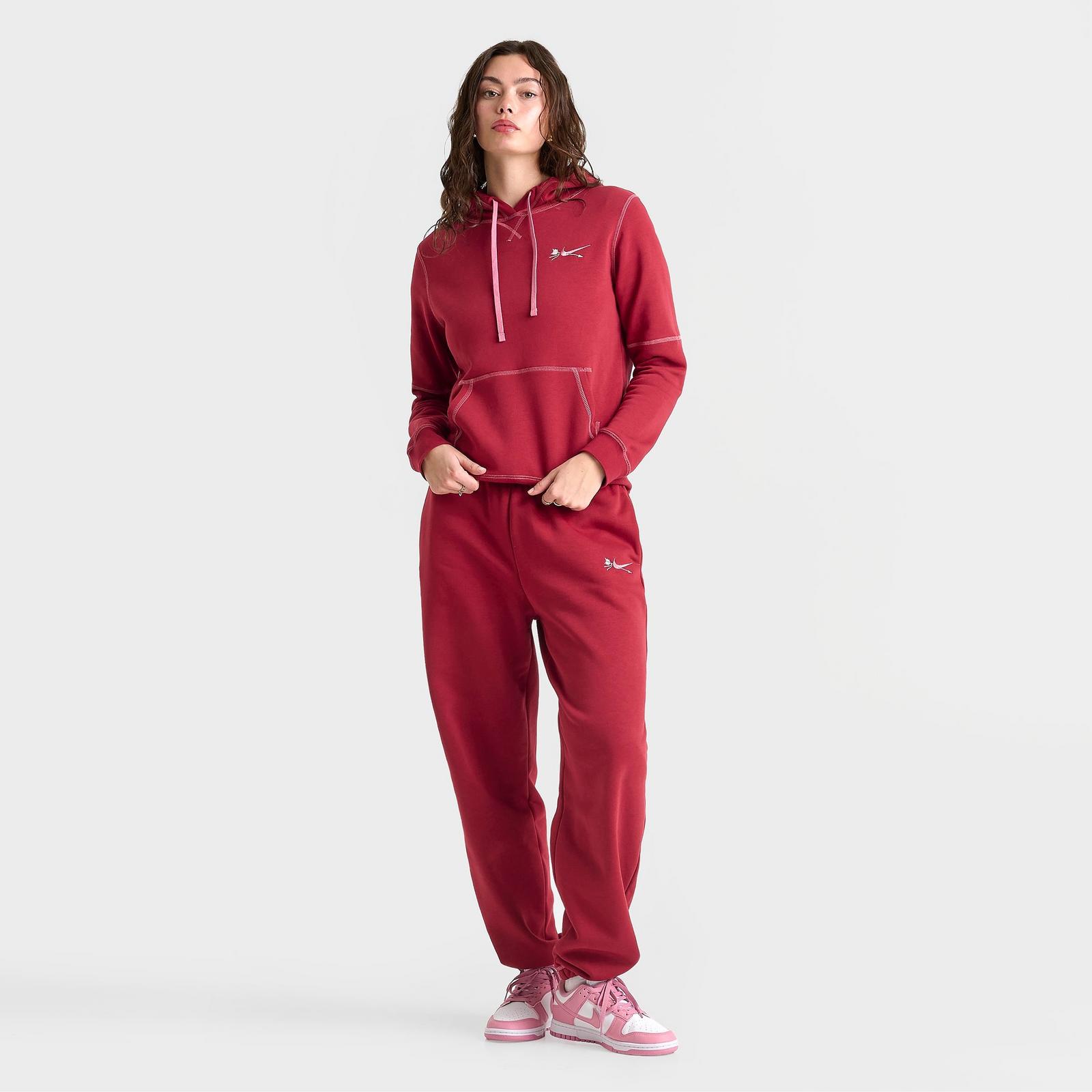 Women's Nike Sportswear Club Fleece Jogger Pants - Team Crimson/Peony