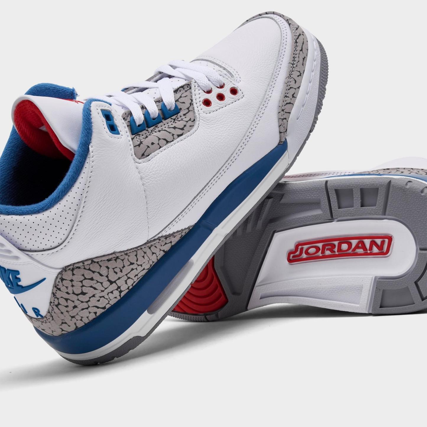 Big Kids' Air Jordan Retro 3 Basketball Shoes - White/True Blue/Fire Red - view 3