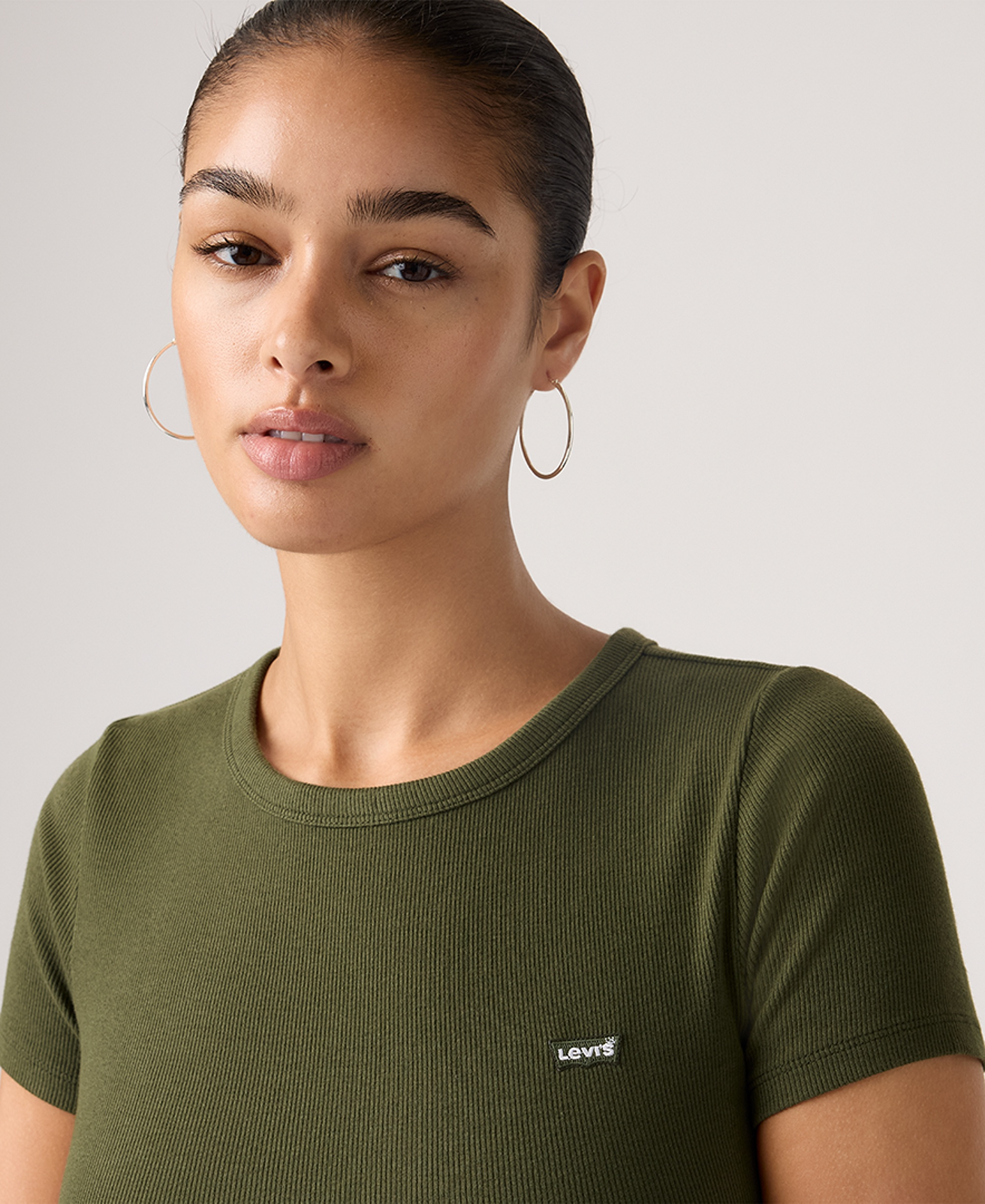 Levi's Women's Hayes Slim-Fit Short-Sleeve Crewneck T-Shirt - Deep Depth