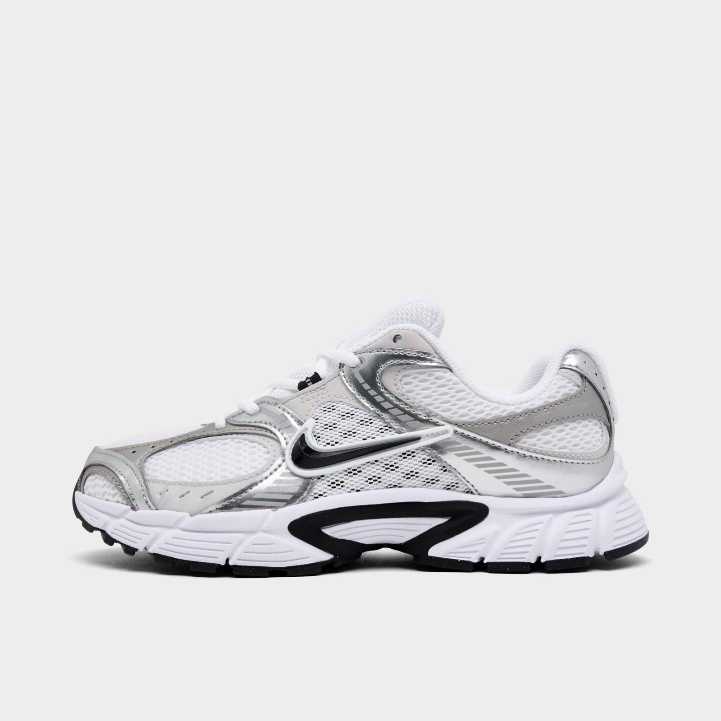 Women's Nike V5 RNR Casual Shoes - White/Vast Grey/Metallic Silver/Black