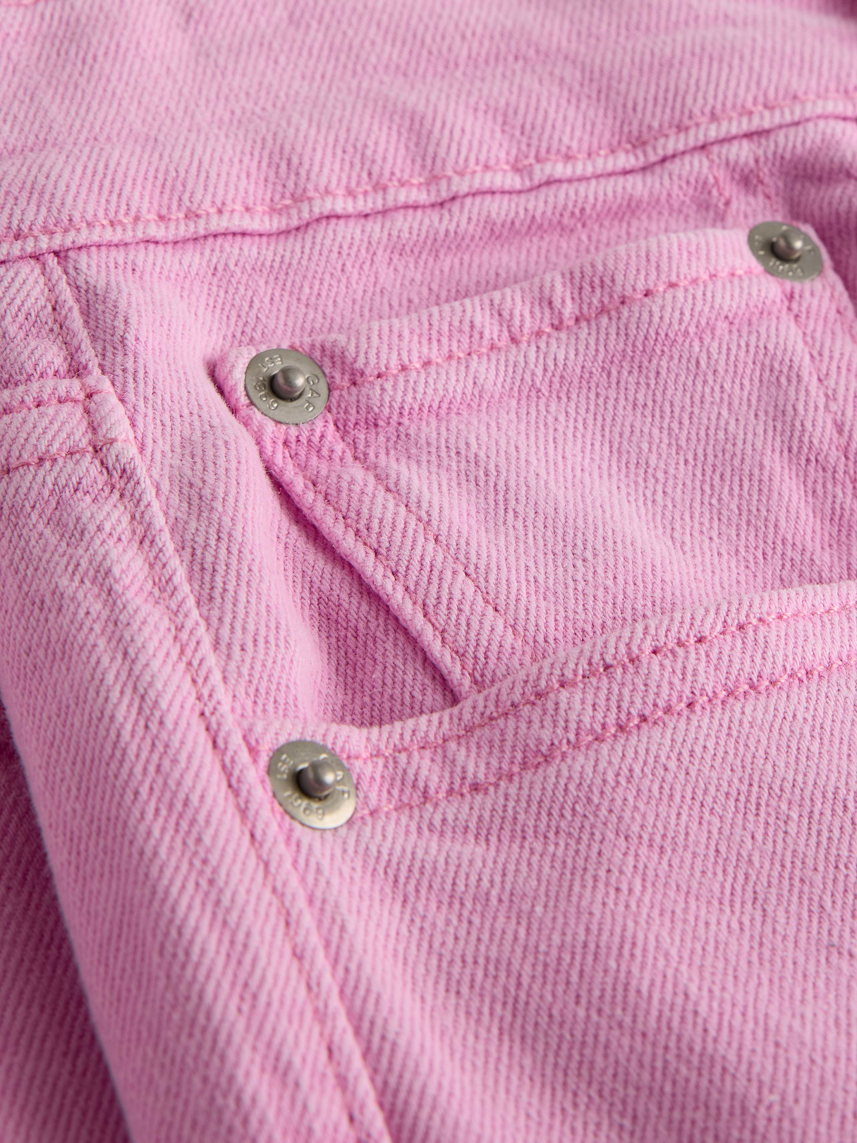 High Rise '90s Slim Straight Jeans - Sugar pink