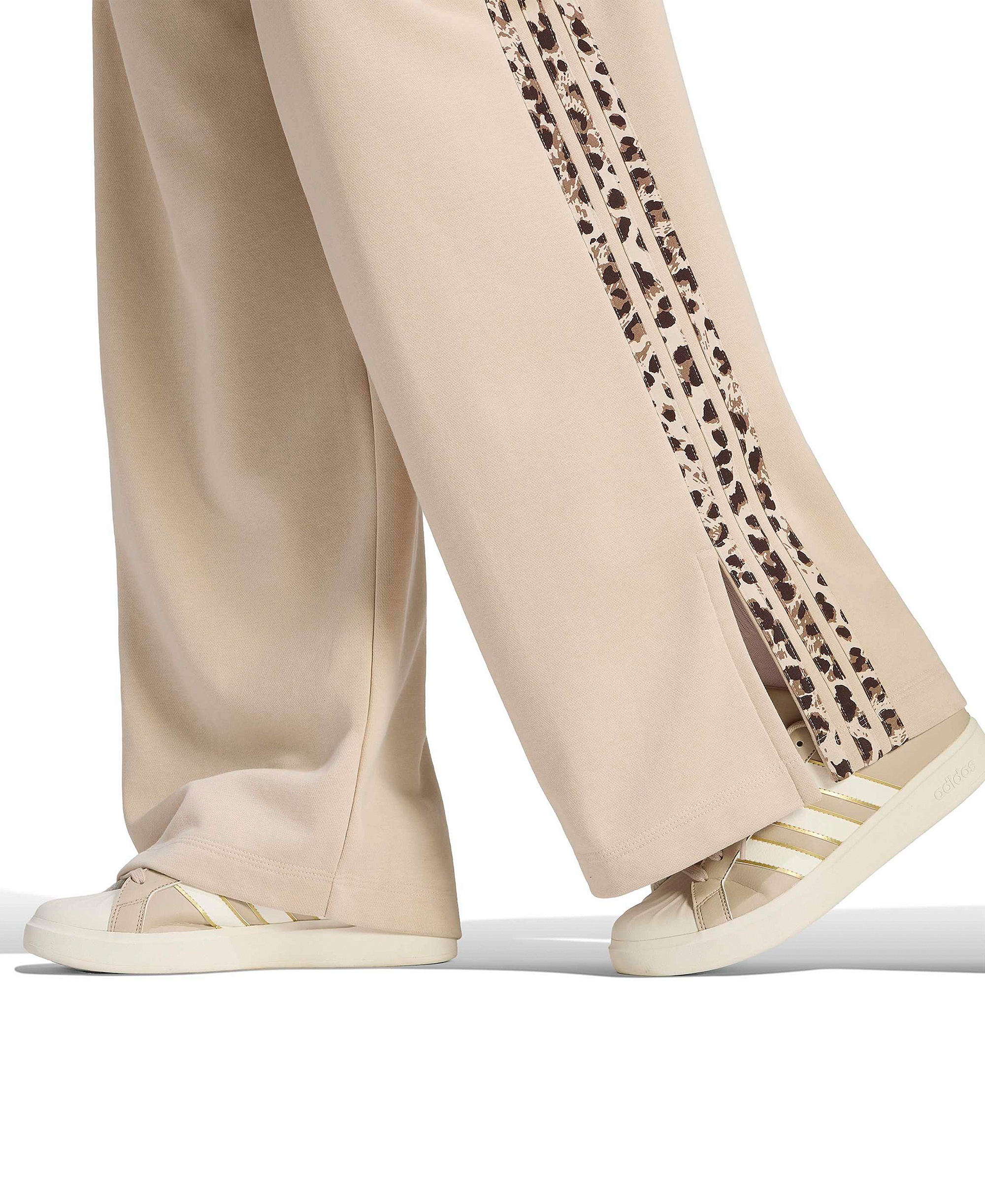 adidas Women's Seasonal Essentials Animal Print 3-Stripes Pants - Crystal Linen/Multicolor/Crystal Linen