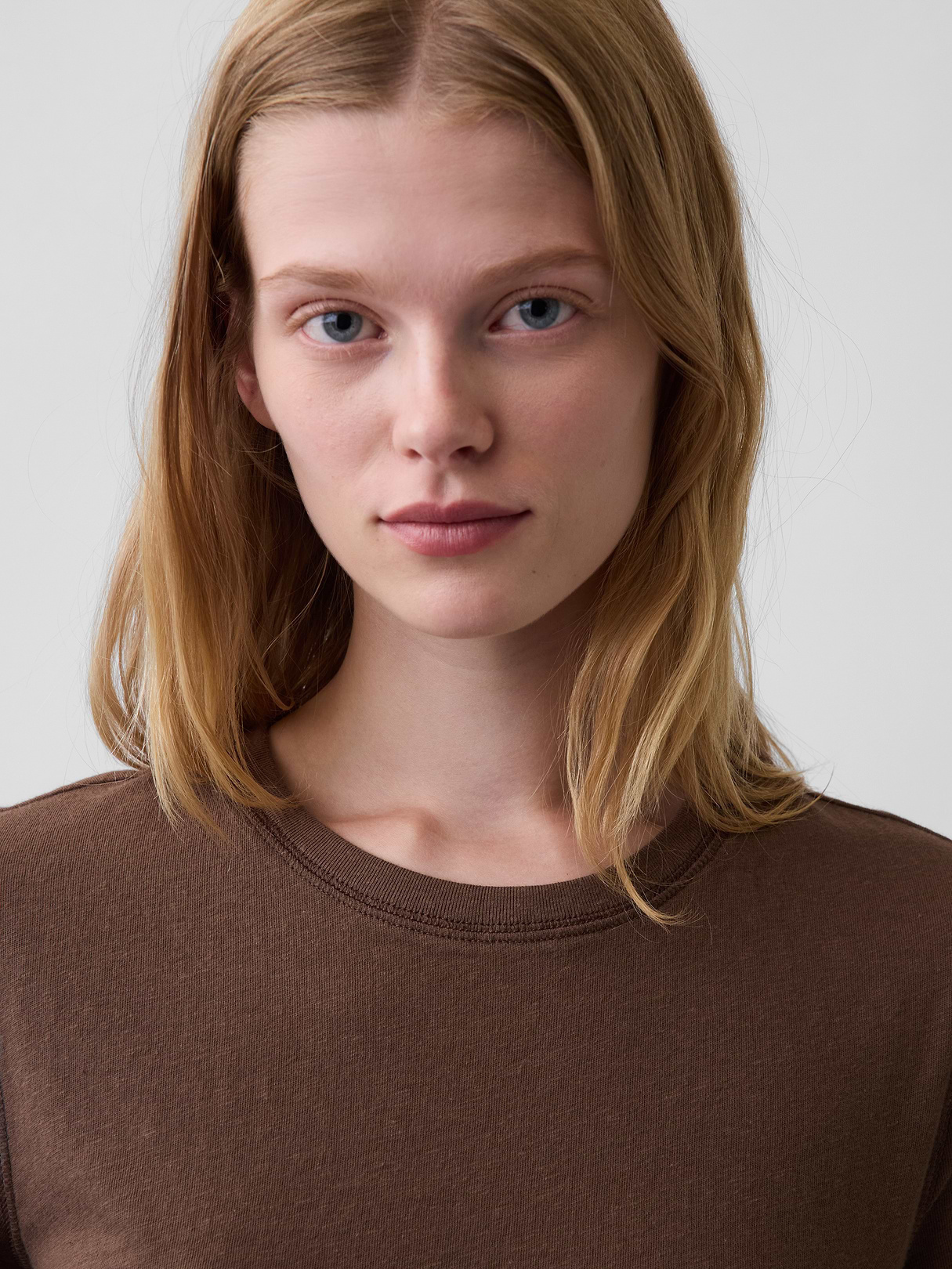 100% Cotton Authentic Shrunken T-Shirt - Cool brown