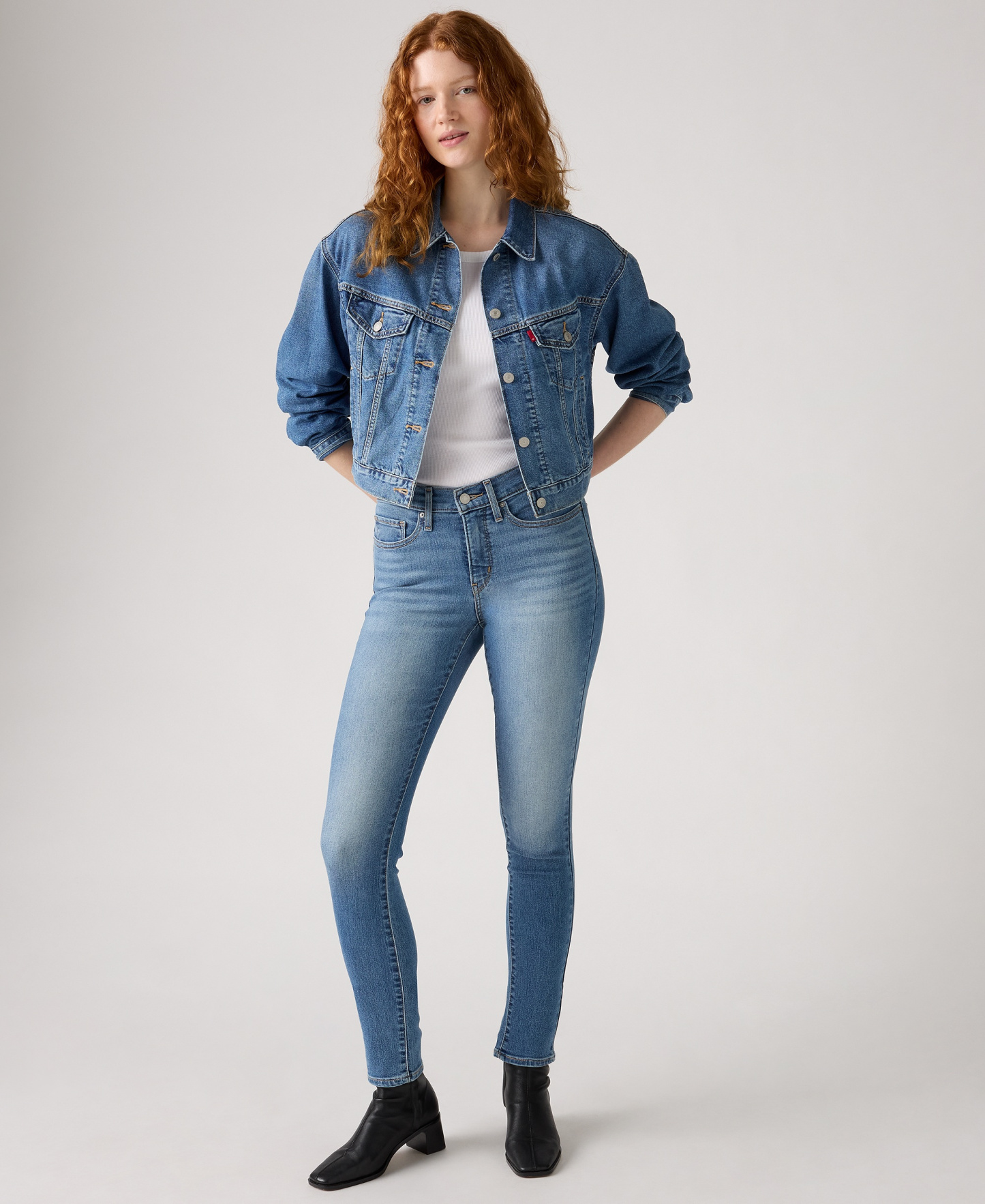 Levi's Women's 311 Shaping Skinny Jeans in Short Length - Eternal Indigo Mid